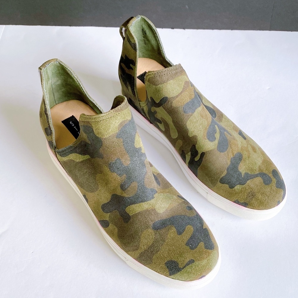 Steven Madden Camouflage Suede Shoes 👇🏻read👇🏻